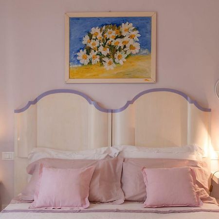 Bed and Breakfast Tre Civette Sul Como Марина-ди-Масса Экстерьер фото